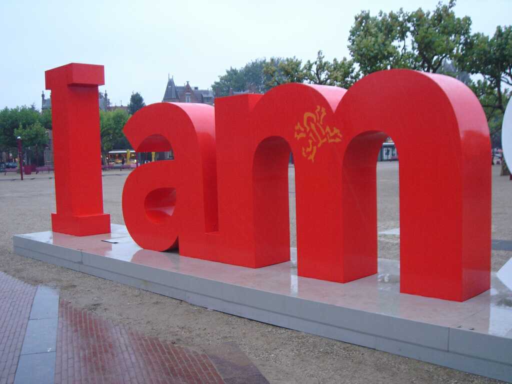 I am, you are, she/he/it is